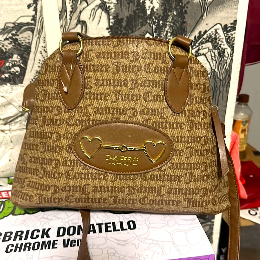 JUICY COUTURE brown heart to heart dome satchel